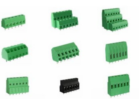 Draht-Einlass-Verteiler PWB-Neigung 3.81mm 300v 10A 2P-28P rechtwinklige