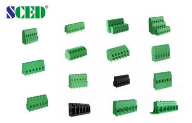 Rechtwinklige Draht-Einlass-Verteiler PWB-Neigung 3.81mm 300v 10A 2P - 28P
