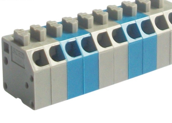 2P-28P Art Verteiler der Neigungs-3.50mm des Frühlings-300v 45 Grad-Draht-Einlass