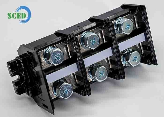 300A Schienenterminal Block 47,0mm 600V Schwarzer PC-Material Schraubanschluss