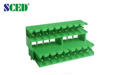 Werfen Sie 5.08mm Einsteckklemme-Klemmenblock-Titel-männliche Sockel 300V 18A 2 x 2P - 24 x 2P